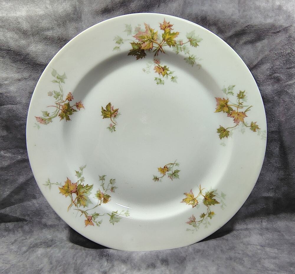Vintage Haviland Limoges Autumn Leaf Dinner Plate 9 3/4" (F)